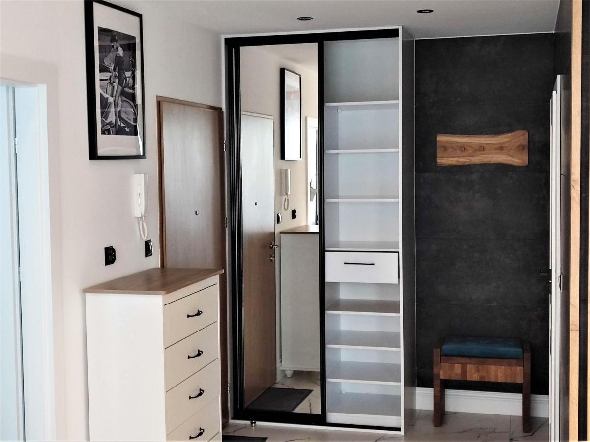 Apartment Super Centrum Szymborskiej 2 Z Parkingiem Podziemnym Luna